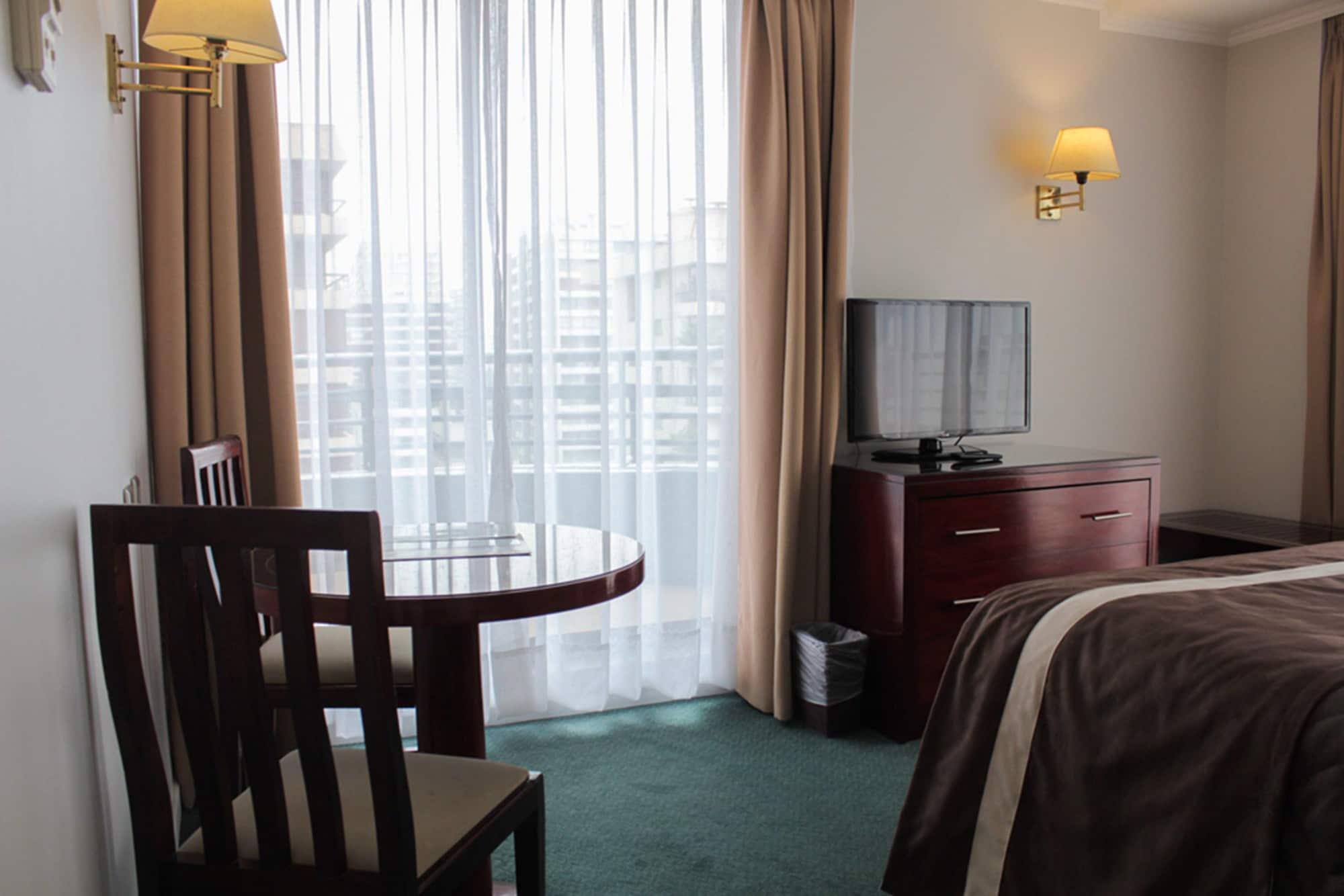 Hotel Leonardo Da Vinci سانتياغو المظهر الخارجي الصورة